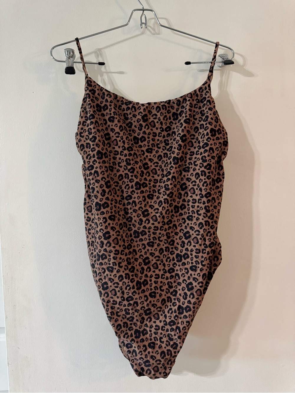 Shade & Shore Leopard-Print Slip in Brown and Black